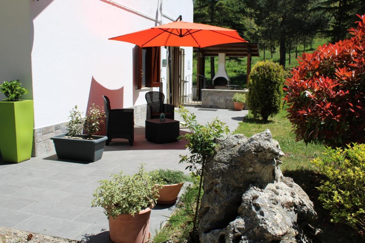 Le Conifere Apartment Pignola Exterior foto